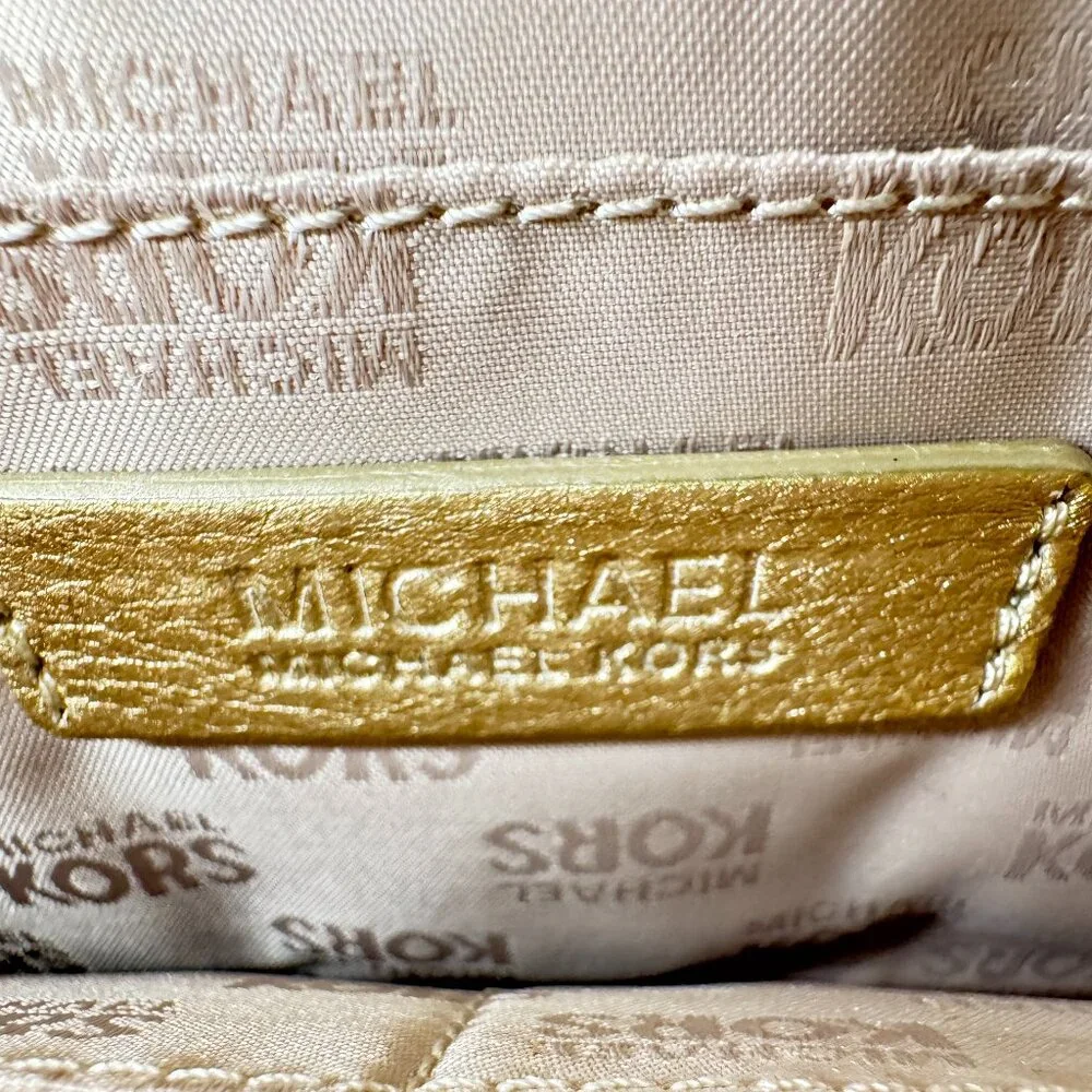 Michael Kors Gold Clutch Wallet Pebbled Leather - Picture 6 of 7